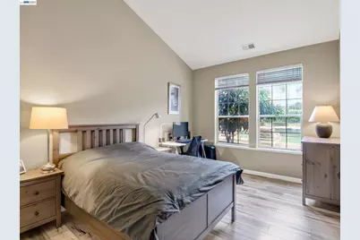 2166 Shadow Ridge Way, San Jose, CA 95138 - Photo 20