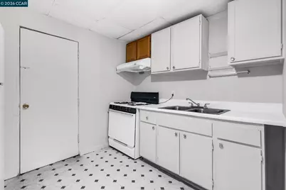 2150 35th Ave, Oakland, CA 94601 - Photo 32