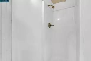 2150 35th Ave, Oakland, CA 94601 - Photo 8