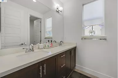 7228 Carneros Ln, Dublin, CA 94568 - Photo 20