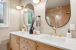 5969 Rincon Dr, Oakland, CA 94611 - Photo 30