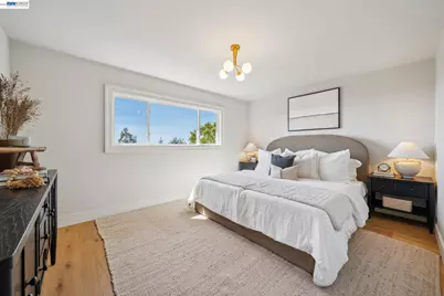 5969 Rincon Dr, Oakland, CA 94611 - Photo 22
