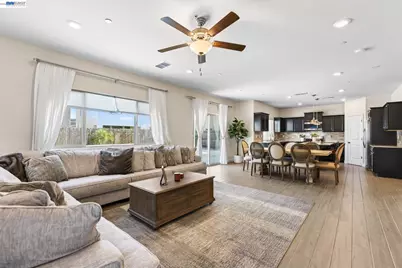 2419 Gabriel Dr, Merced, CA 95340 - Photo 10