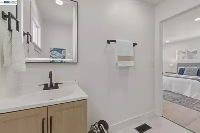 1726 Eagle Ave, Alameda, CA 94501 - Photo 34