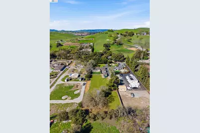 1450 Finley Rd, Pleasanton, CA 94588 - Photo 50