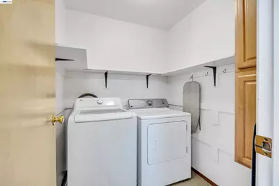 1450 Finley Rd, Pleasanton, CA 94588 - Photo 38