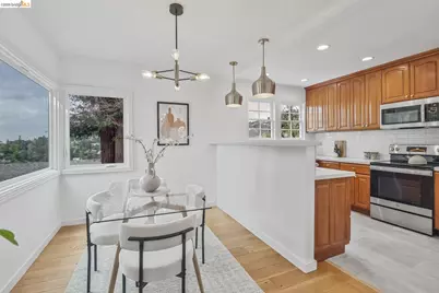 24 Cabrillo Pl, Oakland, CA 94611 - Photo 14