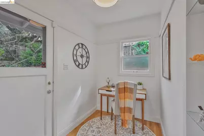 24 Cabrillo Pl, Oakland, CA 94611 - Photo 30