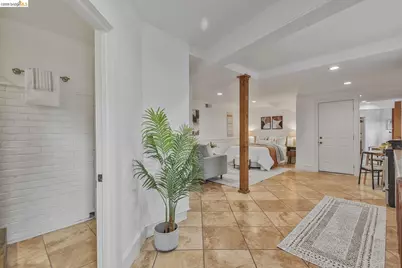 24 Cabrillo Pl, Oakland, CA 94611 - Photo 36