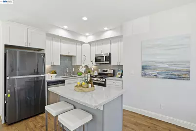 399 Bundy Ave, San Jose, CA 95117 - Photo 14