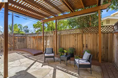 399 Bundy Ave, San Jose, CA 95117 - Photo 32