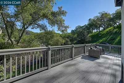 6415 Horsemans Canyon Dr, Walnut Creek, CA 94595 - Photo 14