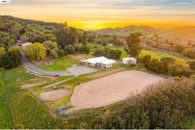 10700 Foothill Rd, Sunol, CA 94586 - Photo 58