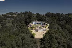 11448 Lochard St, Oakland, CA 94605 - Photo 56