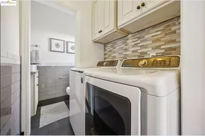 2749 17th St, Oakland, CA 94601 - Photo 12