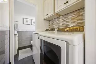 2749 17th St, Oakland, CA 94601 - Photo 12