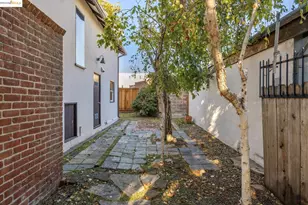 2749 17th St, Oakland, CA 94601 - Photo 30