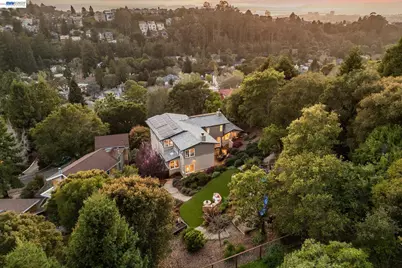 942 Aquarius Way, Oakland, CA 94611 - Photo 2