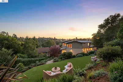 942 Aquarius Way, Oakland, CA 94611 - Photo 58