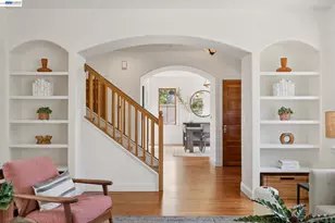 942 Aquarius Way, Oakland, CA 94611 - Photo 10