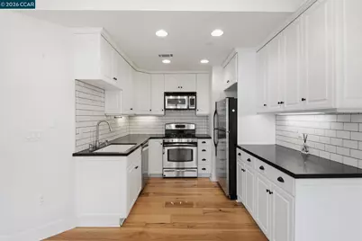 20402 Santa Ana Ave #4, Newport Beach, CA 92660 - Photo 10