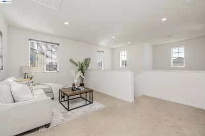 2891 Reyva Dhillon Ln, Tracy, CA 95377 - Photo 18