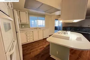 4141 Deep Creek Rd, Fremont, CA 94555 - Photo 10