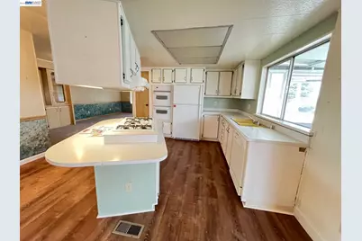 4141 Deep Creek Rd #84, Fremont, CA 94555 - Photo 4