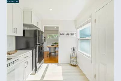 9 Clotilda Ct, Mill Valley, CA 94941 - Photo 18