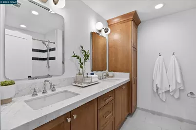 6 Del Valle, Orinda, CA 94563 - Photo 24