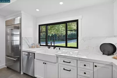 6 Del Valle, Orinda, CA 94563 - Photo 14