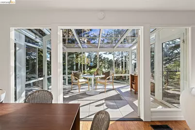 6272 Clive Avenue, Oakland, CA 94611 - Photo 8