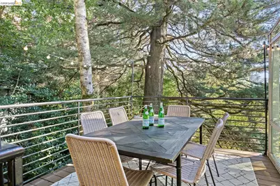 6272 Clive Avenue, Oakland, CA 94611 - Photo 44