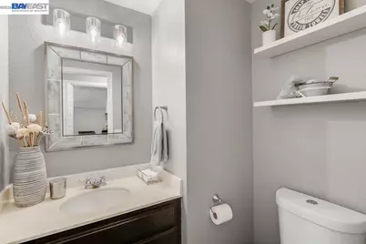 97 Del Sur St, Vallejo, CA 94591 - Photo 8