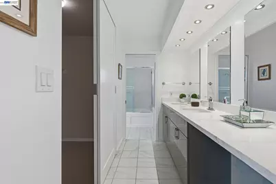 330 Tampa Ct, Foster City, CA 94404 - Photo 28