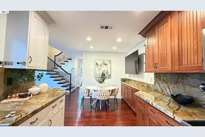 7272 Cronin Cir, Dublin, CA 94568 - Photo 6