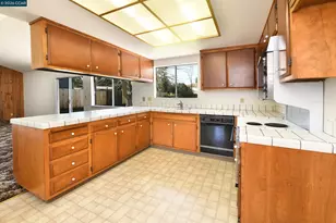 4130 Storey Ln, Concord, CA 94518 - Photo 34