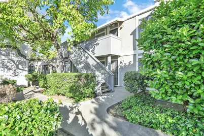 900 Southampton 142, Benicia, CA 94510 - Photo 1