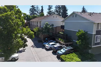 2575 Easton Way #87, San Jose, CA 95133 - Photo 28