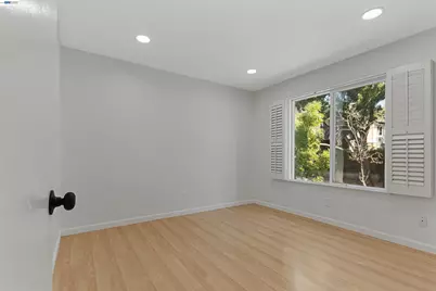 2575 Easton Way #87, San Jose, CA 95133 - Photo 22