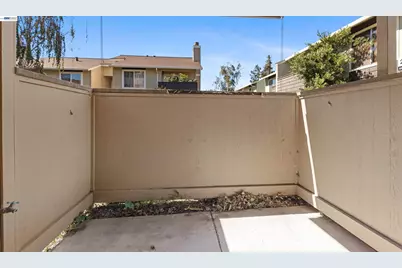 2575 Easton Way #87, San Jose, CA 95133 - Photo 26