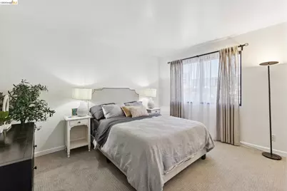 5 Embarcadero #129, Oakland, CA 94607 - Photo 16