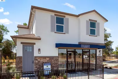 854 Pecan Tree Ln, Galt, CA 95632 - Photo 2