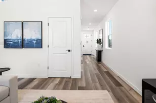 854 Pecan Tree Ln, Galt, CA 95632 - Photo 4