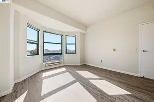 989 Webster St, Oakland, CA 94601 - Photo 18