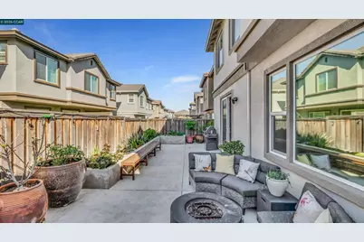 3025 Aragon Dr, Pittsburg, CA 94565 - Photo 36