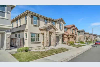 3025 Aragon Dr, Pittsburg, CA 94565 - Photo 4