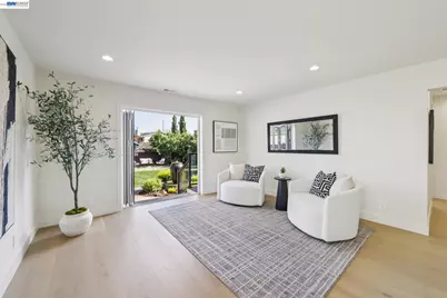 725 Alameda De Las Pulgas, San Mateo, CA 94601 - Photo 24