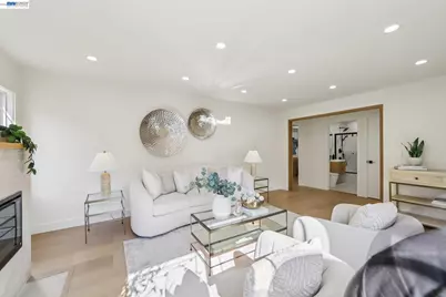 725 Alameda De Las Pulgas, San Mateo, CA 94601 - Photo 10