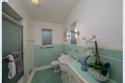 1785 Holly Ave, Menlo Park, CA 94025 - Photo 50